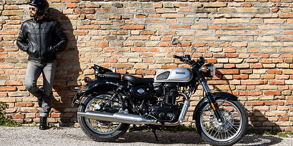2025 Benelli Imperiale 400